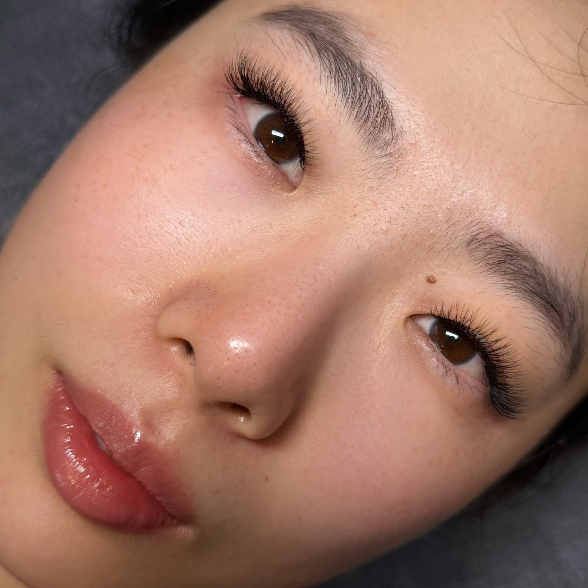 Volume lashes — natural volume at Stylashlee